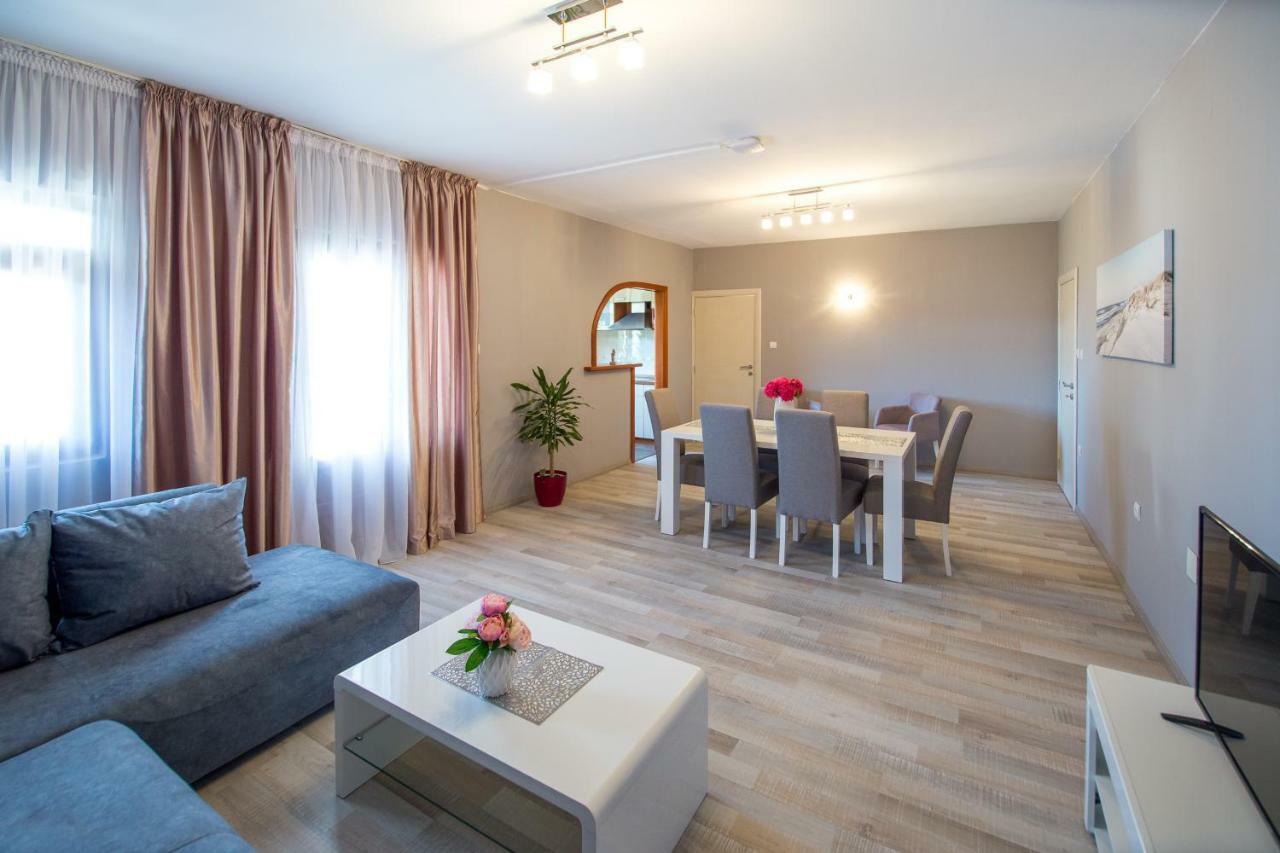 Villa Sandra Petrovac Εξωτερικό φωτογραφία
